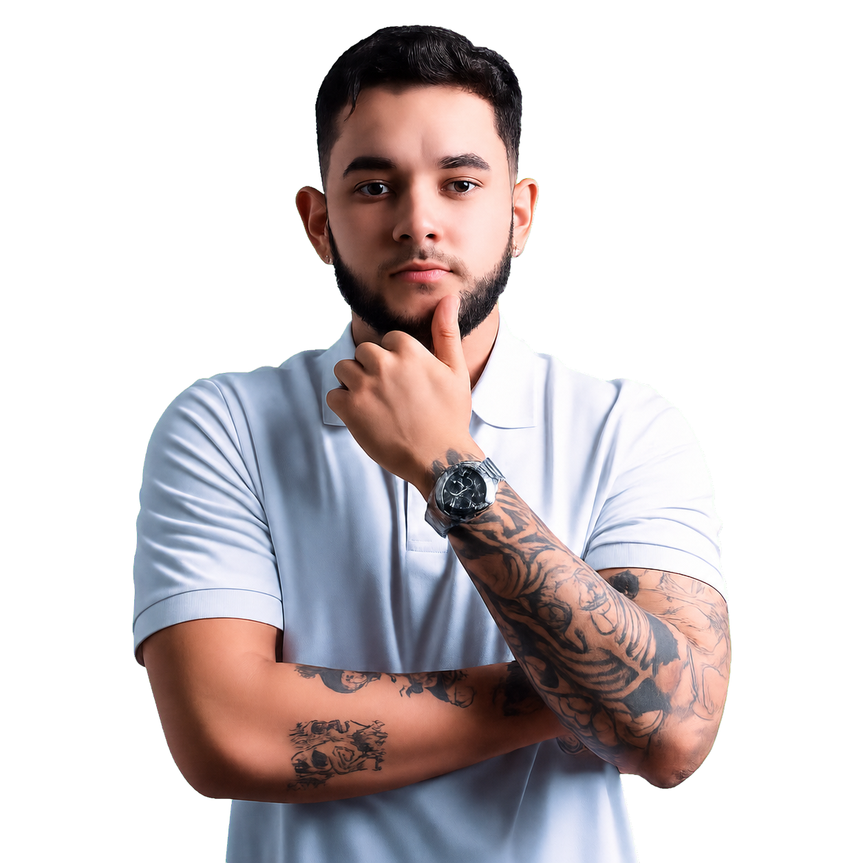 Integrante da Agência Dalibor usando camisa polo branca